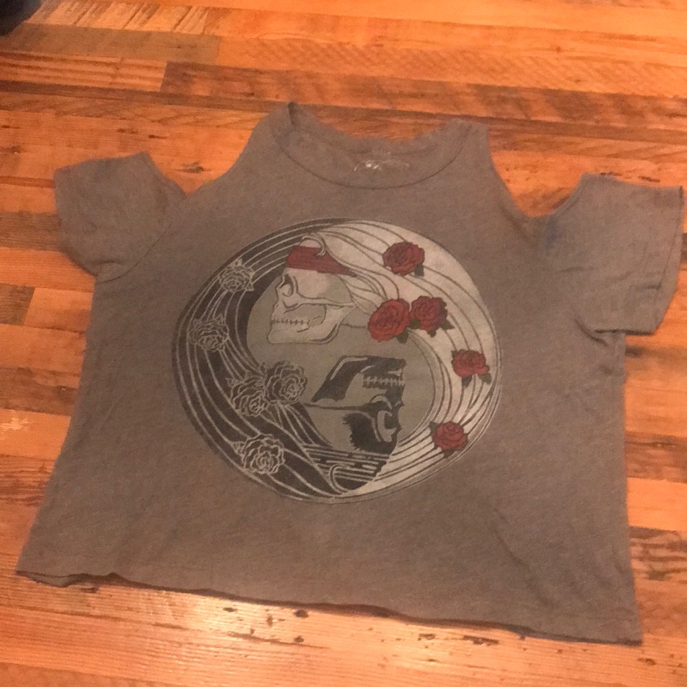 Top with open shoulders